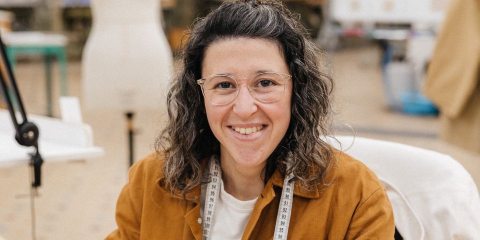 La qualité au cœur de chaque couture : Portrait d&rsquo;Elise